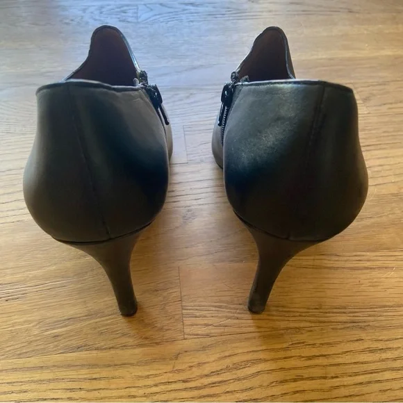 Womens black coach Seneca glaze leather  bootie size 10 - Picture 6 of 16